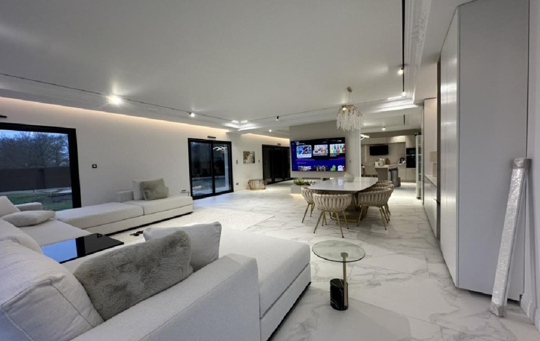 MONOP`immobilier : Maison / Villa | CHANGE (72560) | 237 m2 | 650 000 € 