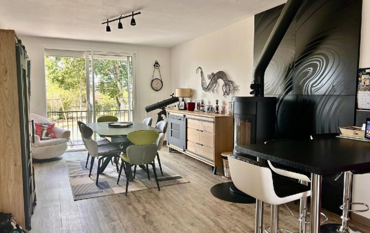 Maison   AIGNE  135 m2 269 000 € 